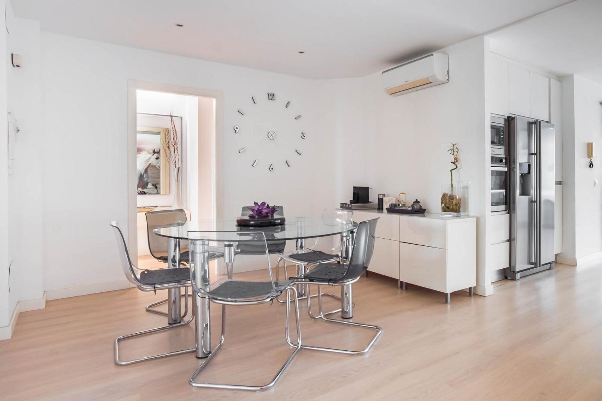 Luxury Sea View Apartment In Puerto De Alcudia Экстерьер фото